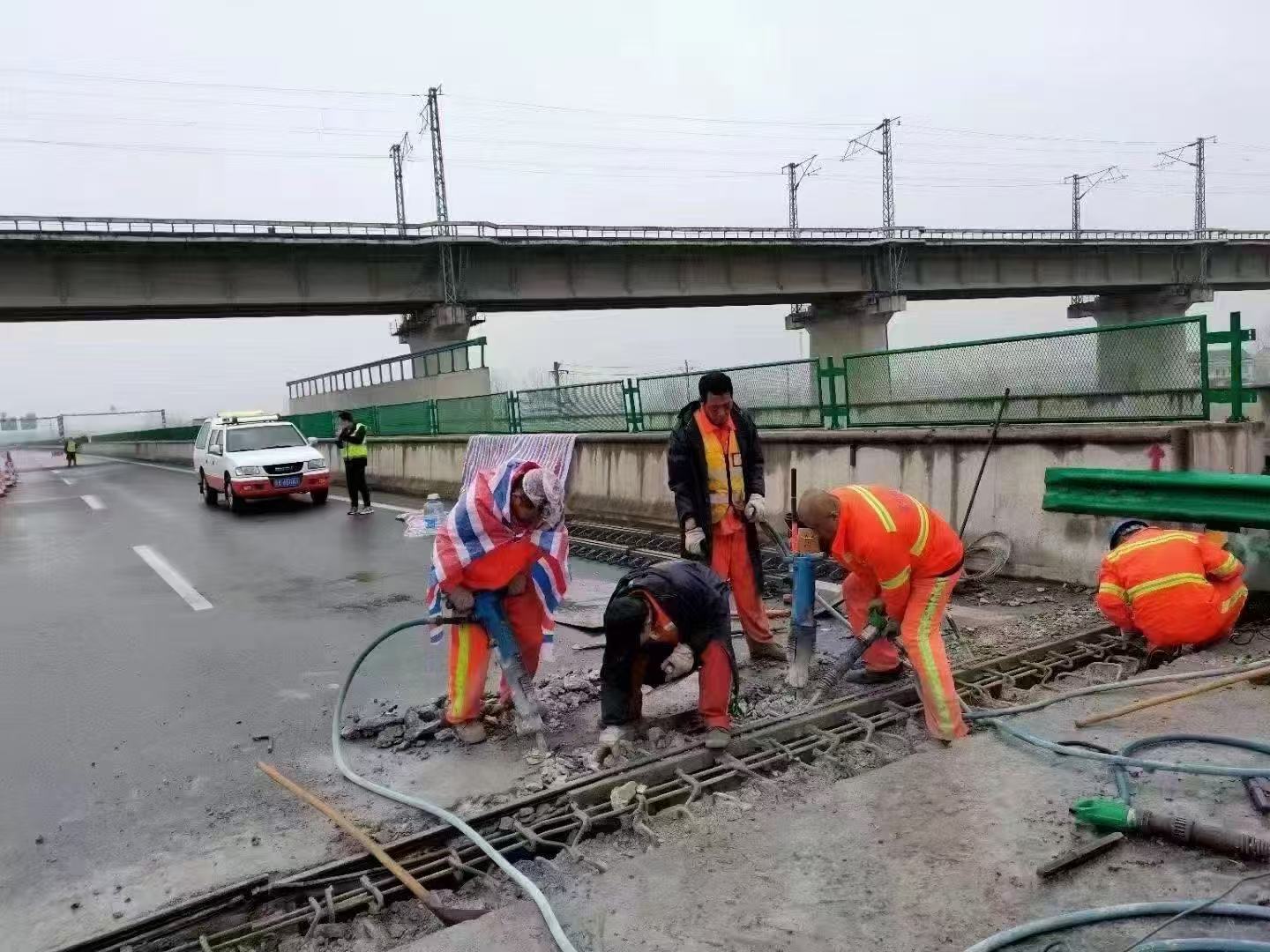 辽宁桥梁伸缩缝抢修料